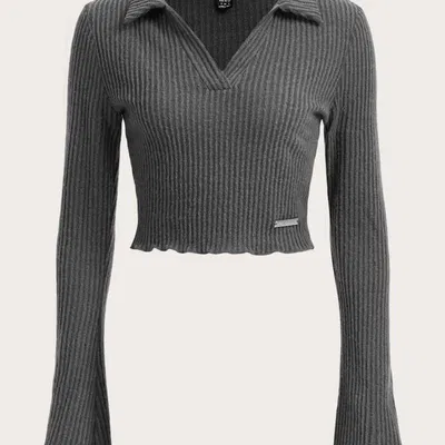 knit shirt